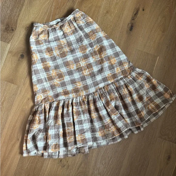 SOLD! Urban Outfitters Plaid Floral Ruffled Prairie Maxi Skirt S Western - Picture 5 of 8